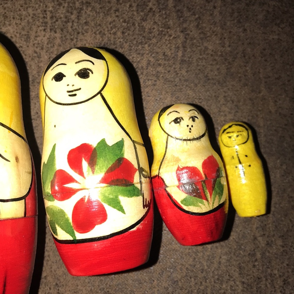 Russian nesting dolls set of 5 - Picture 11 of 12